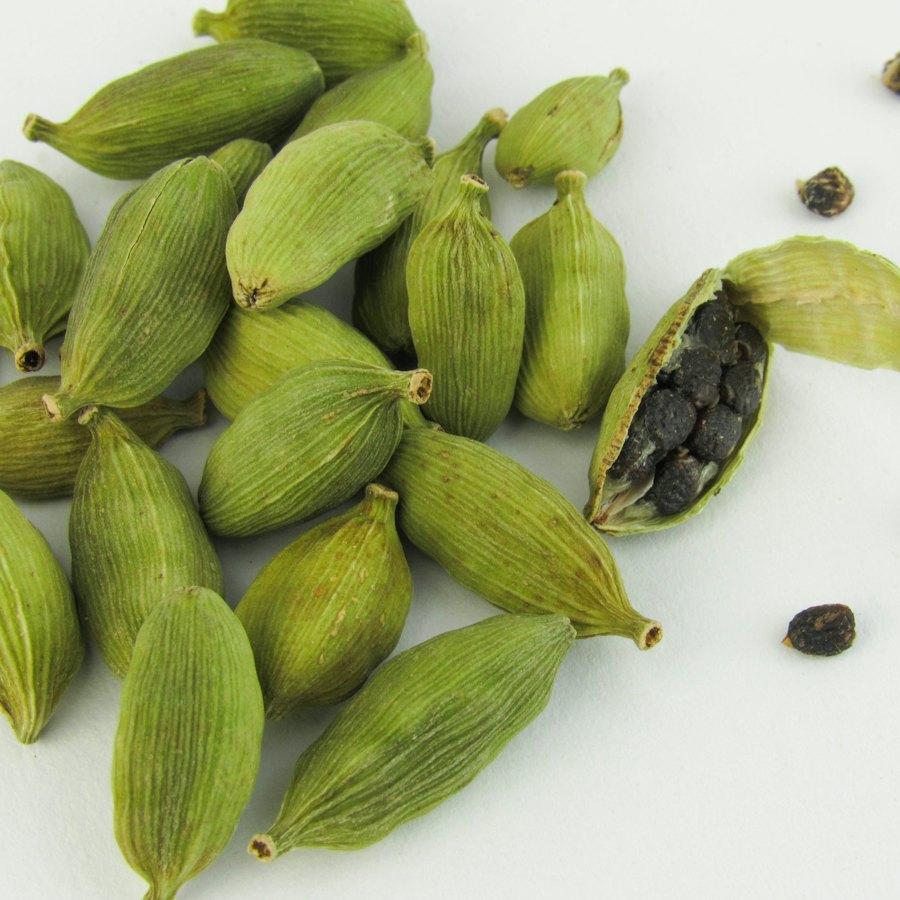 Green Cardamom Pods